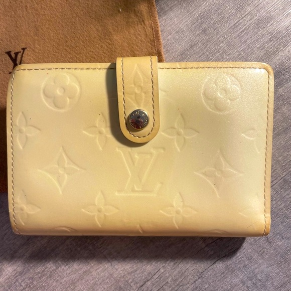 Louis Vuitton Handbags - Sold! Louis Vuitton Vernis French Bifold Wallet EUC
